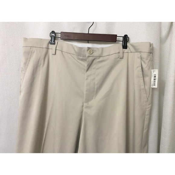 Amazon Essentials Casual Pants Men's Size 42W X 34L Beige Flat Front - Picture 2 of 9